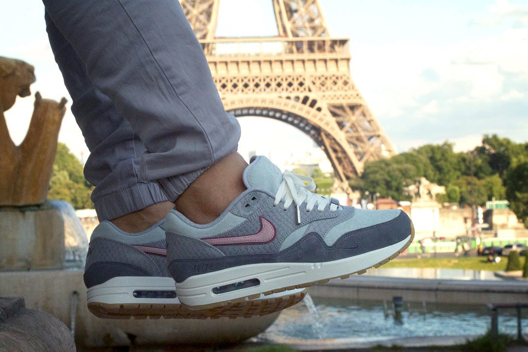 Nike Air Max Bespoke ID Paris : On-Feet - WAVE®