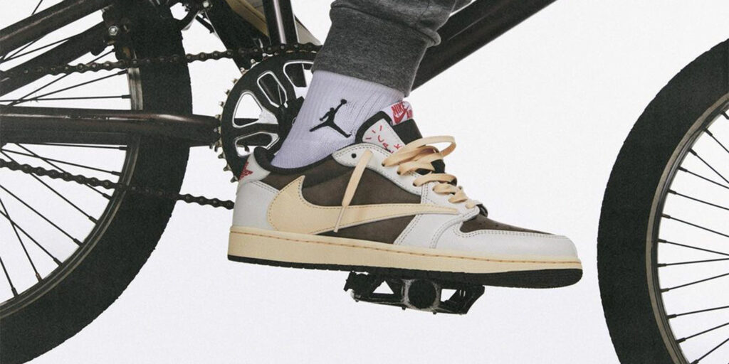 Travis Scott x Air Jordan 1 Low “Reverse Mocha”