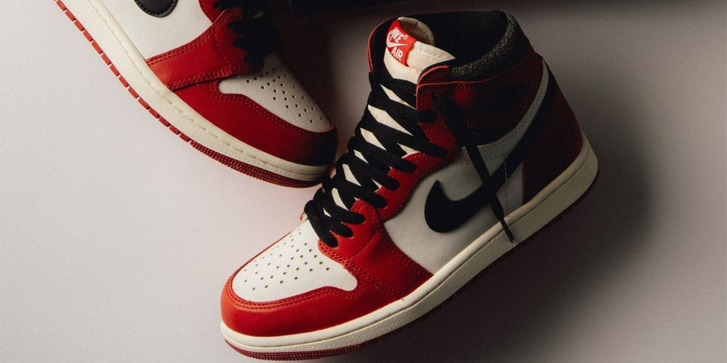 Air Jordan 1 High Chicago Lost & Found