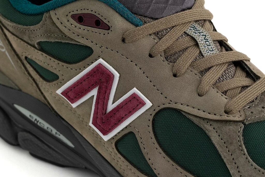 Cette New Balance 990v3 est Aimé Leon Dore exclusive