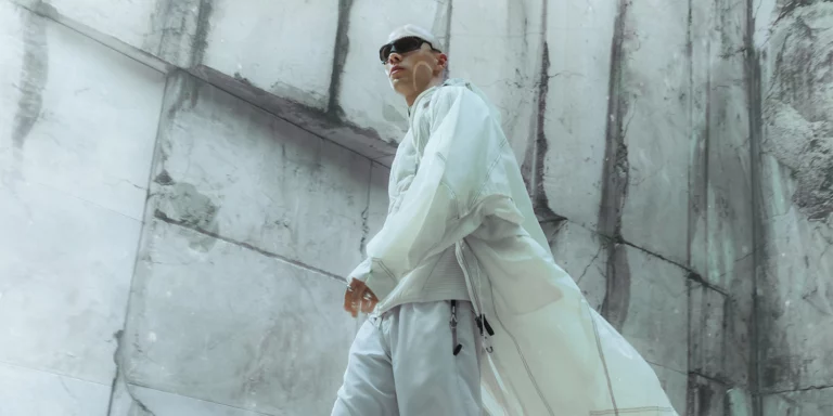 Oakley Latitude FW25