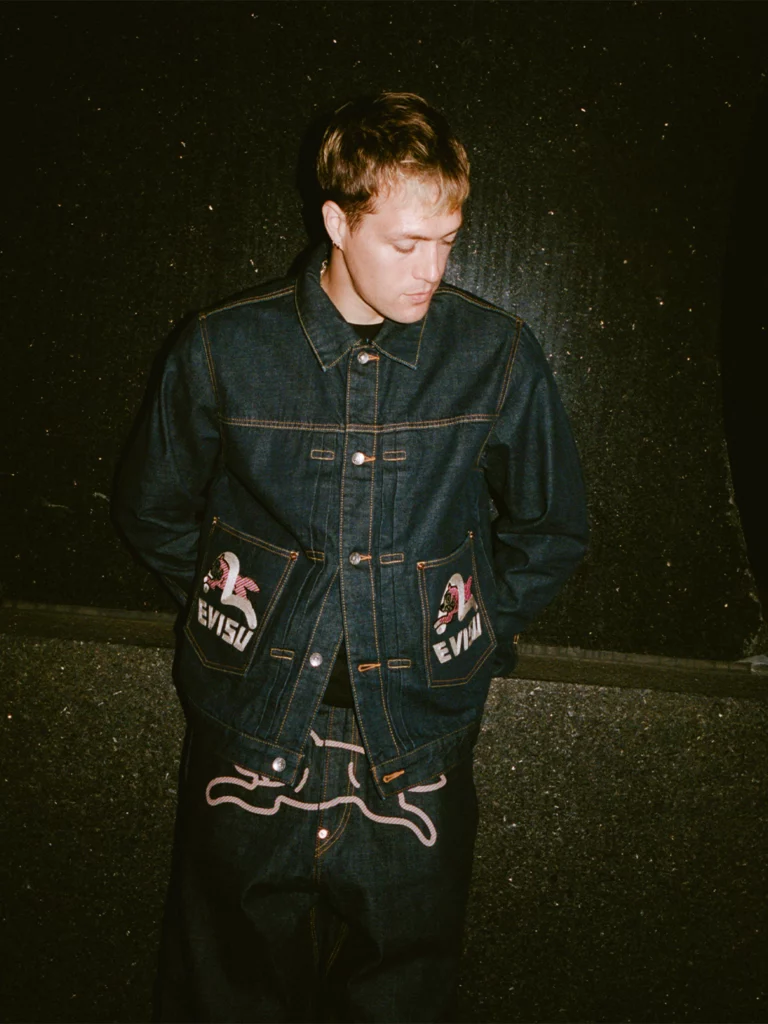Denim japonais streetwear Cream dévoile collaboration avec Evisu