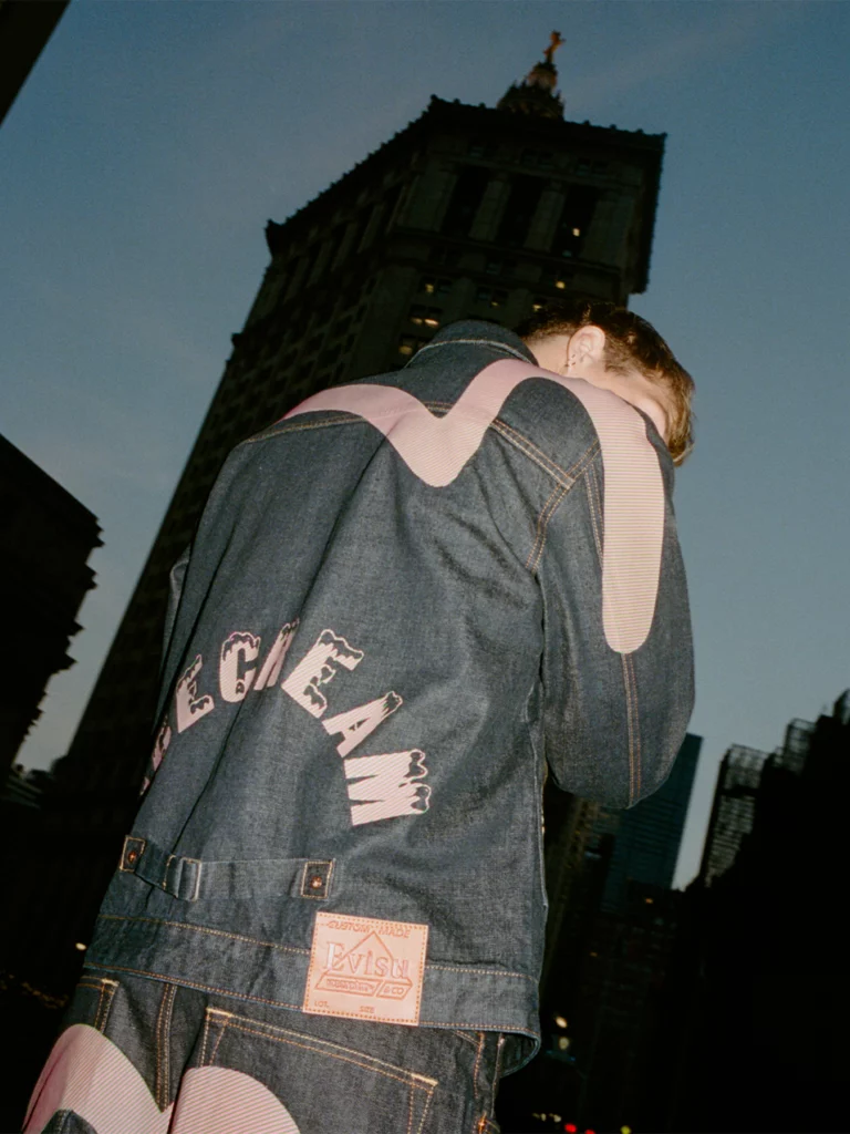 Denim japonais streetwear Cream dévoile collaboration avec Evisu